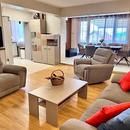 וילה Horizon - Spacious Sea View House With 6 Bedrooms In בלצ'יק